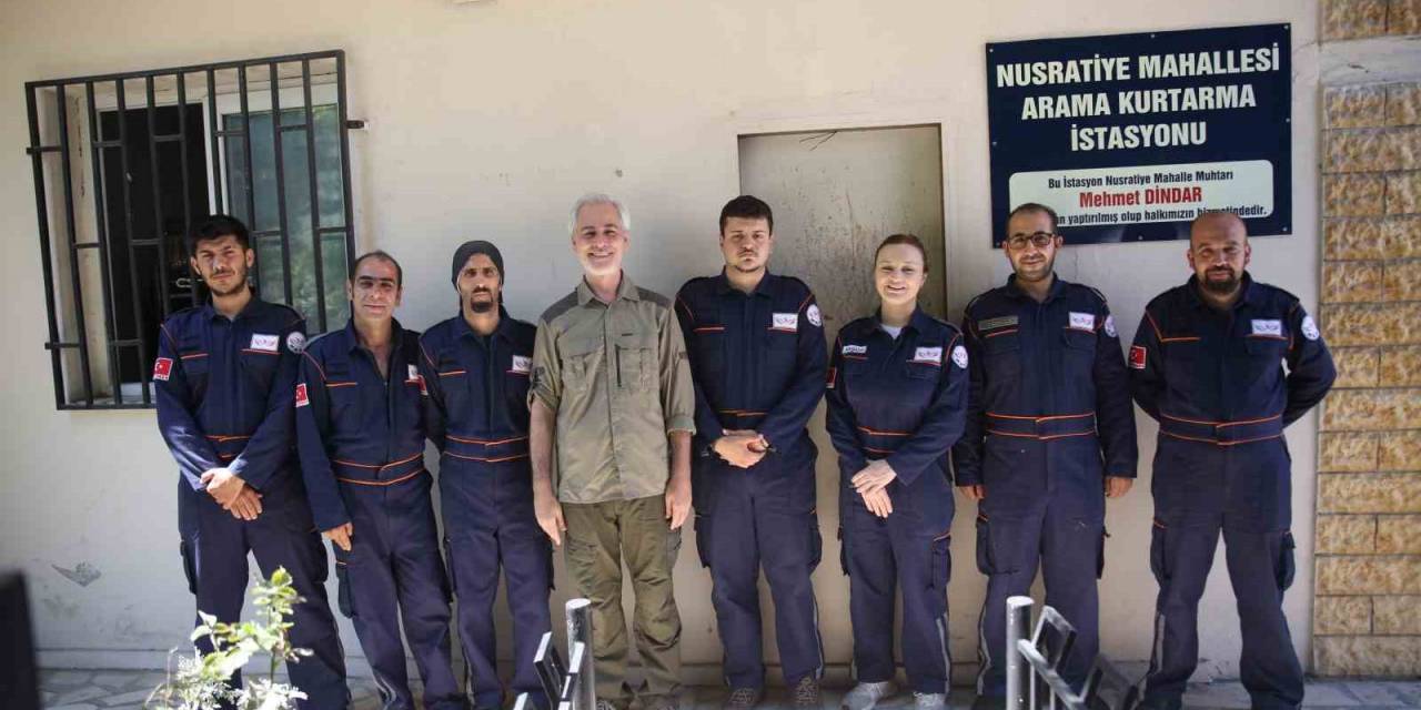 Mahalle Muhtarlığını Arama-kurtarma İstasyonuna Çevirdi