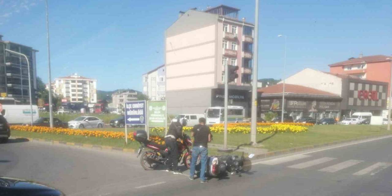 Kdz. Ereğli’de Motosiklet Kazası: 2 Yaralı