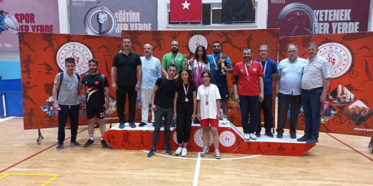 15 Temmuz Şehitleri Anısına Masa Tenisi Turnuvası Düzenlendi