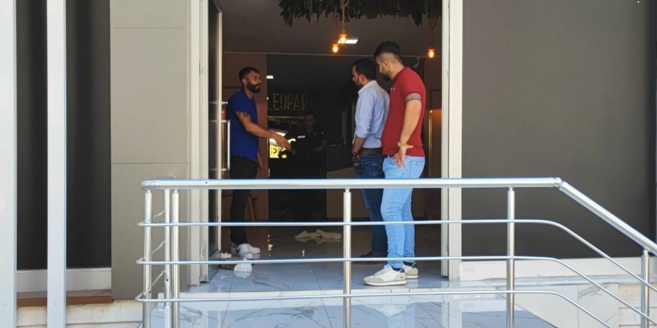 Güzellik Merkezine Silahlı Saldırı: 4 Yaralı