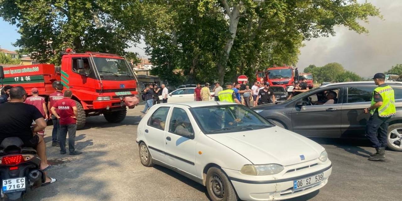 Çanakkale’de Orman Yangını Nedeniyle 6 Köy Boşaltılıyor