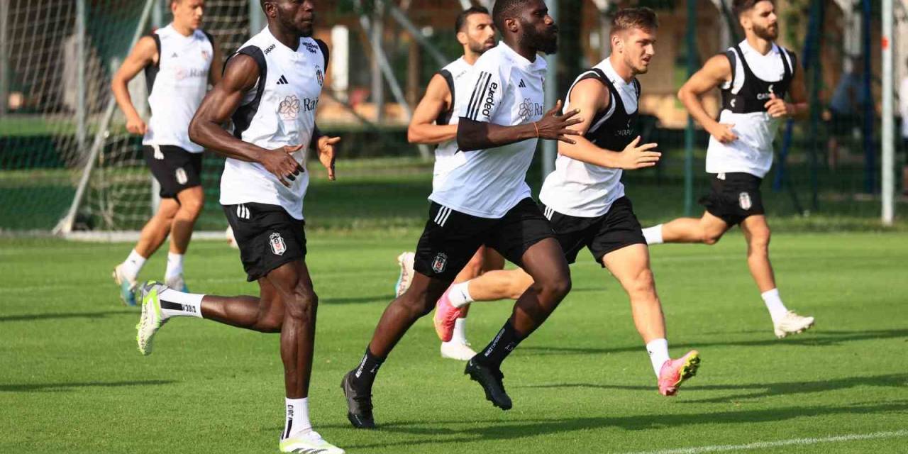 Beşiktaş Yeni Sezon Hazırlıklarını Sürdürdü