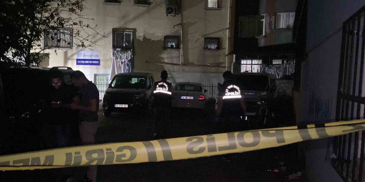 Beyoğlu’nda Sebebi Bilinmeyen Patlama Paniğe Neden Oldu