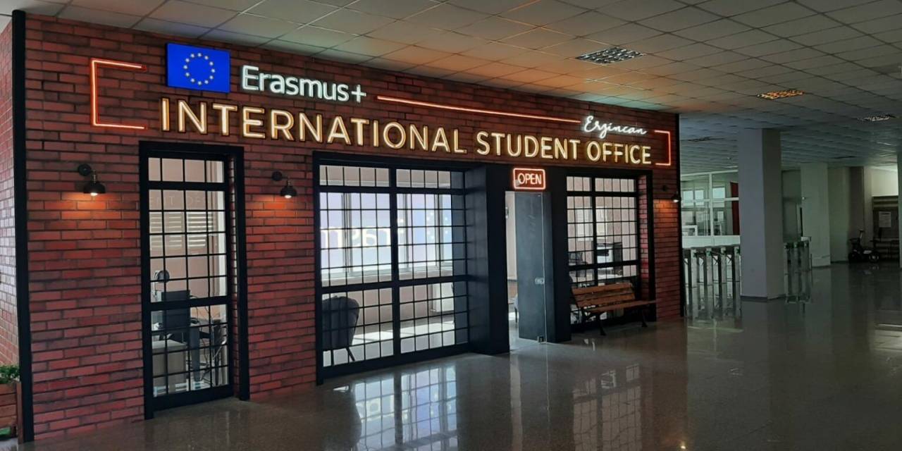 Ebyü Erasmus Hareketlilikleriyle Dikkat Çekiyor!