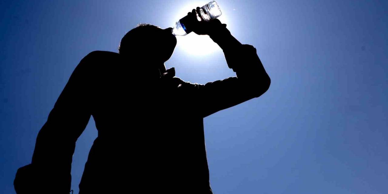 Diyarbakır’da Termometreler 48 Dereceyi Gördü, Tarihi Mekanlar Boş Kaldı