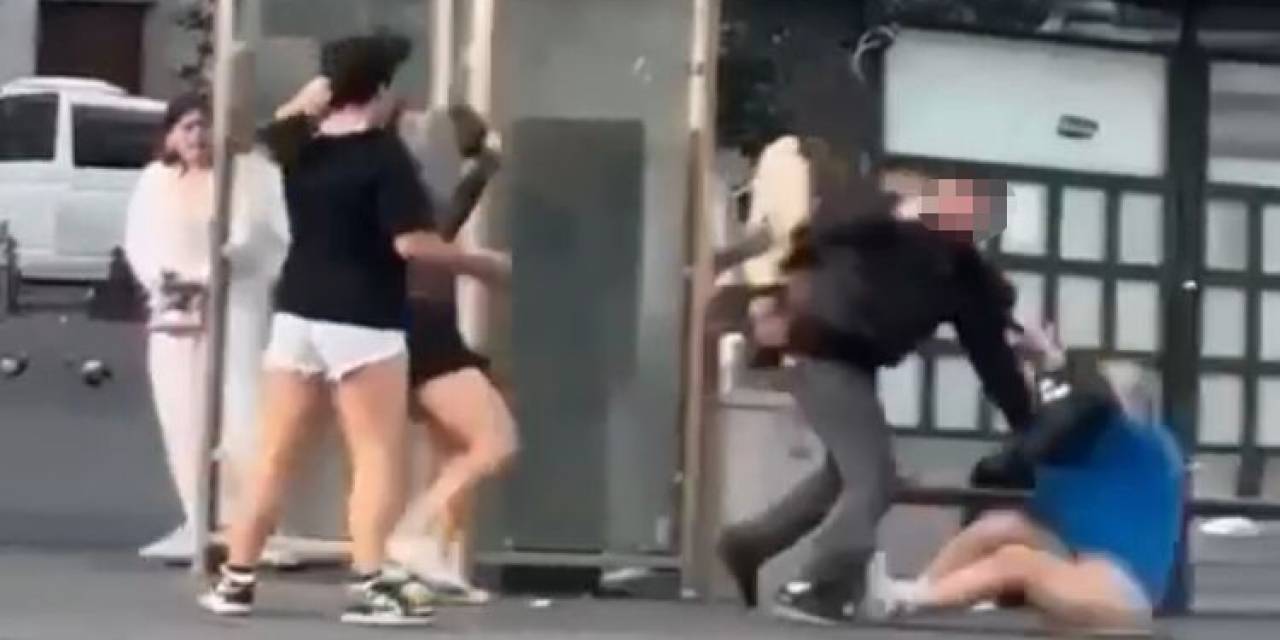 Taksim’de Meydan Dayağı Kamerada: Vatandaşlar Film Gibi İzledi