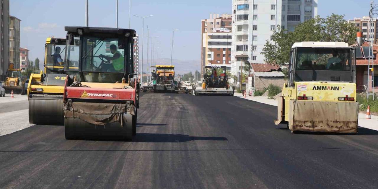60 Milyon Tl’lik Yolda Sona Yaklaşıldı