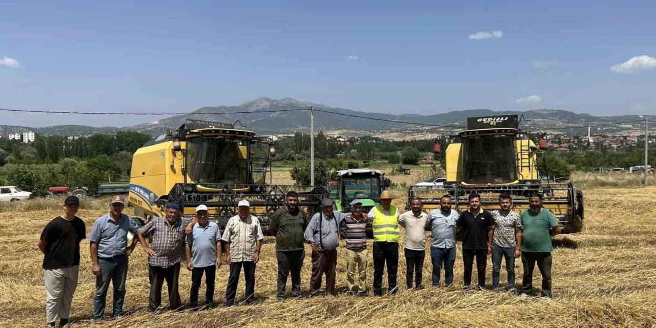 Mhp Gediz İlçe Başkanı Necdet Akel: "gediz’e Tmo Alım Ofisi Açılmalıdır"