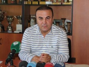 Torku Konyaspor’da Yönetim Ve Teknik Heyet Arasındaki Buzlar Eridi
