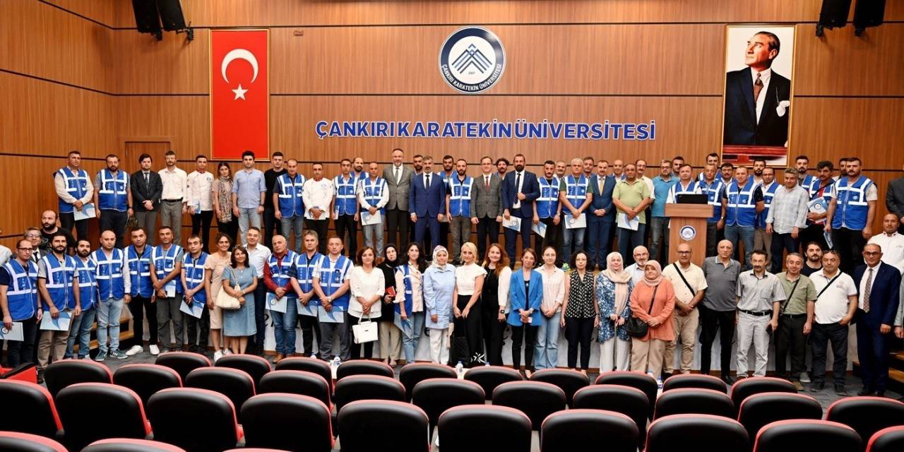 Deprem Bölgesinde Görev Yapan Çakü Personellerine Vefa
