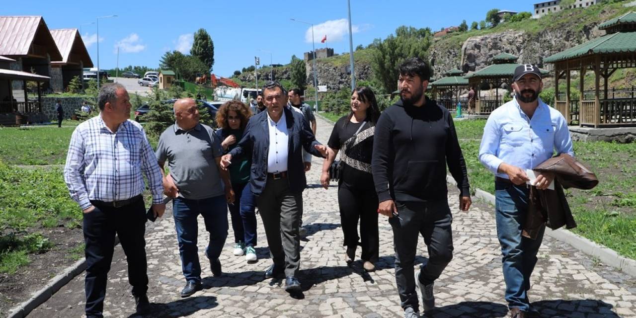 Başkan Demir, Yol Yapım Çalışmalarını Yerinde İnceledi