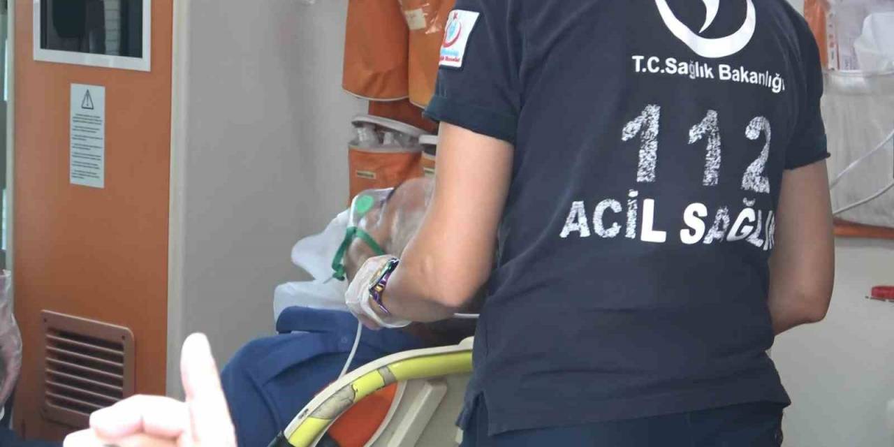 Sigara Koltuğu Yaktı: 1’i Polis 2 Kişi Dumandan Etkilendi