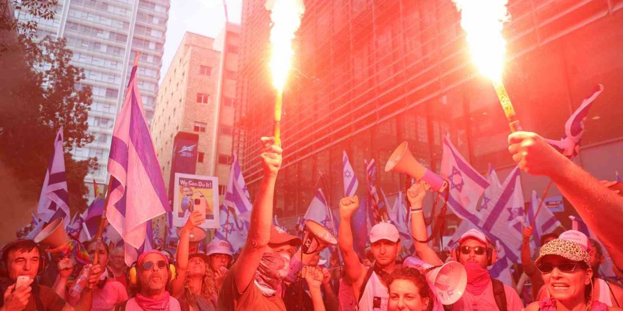 İsrail’de Yargı Reformuna Karşı Protestolar Sürüyor