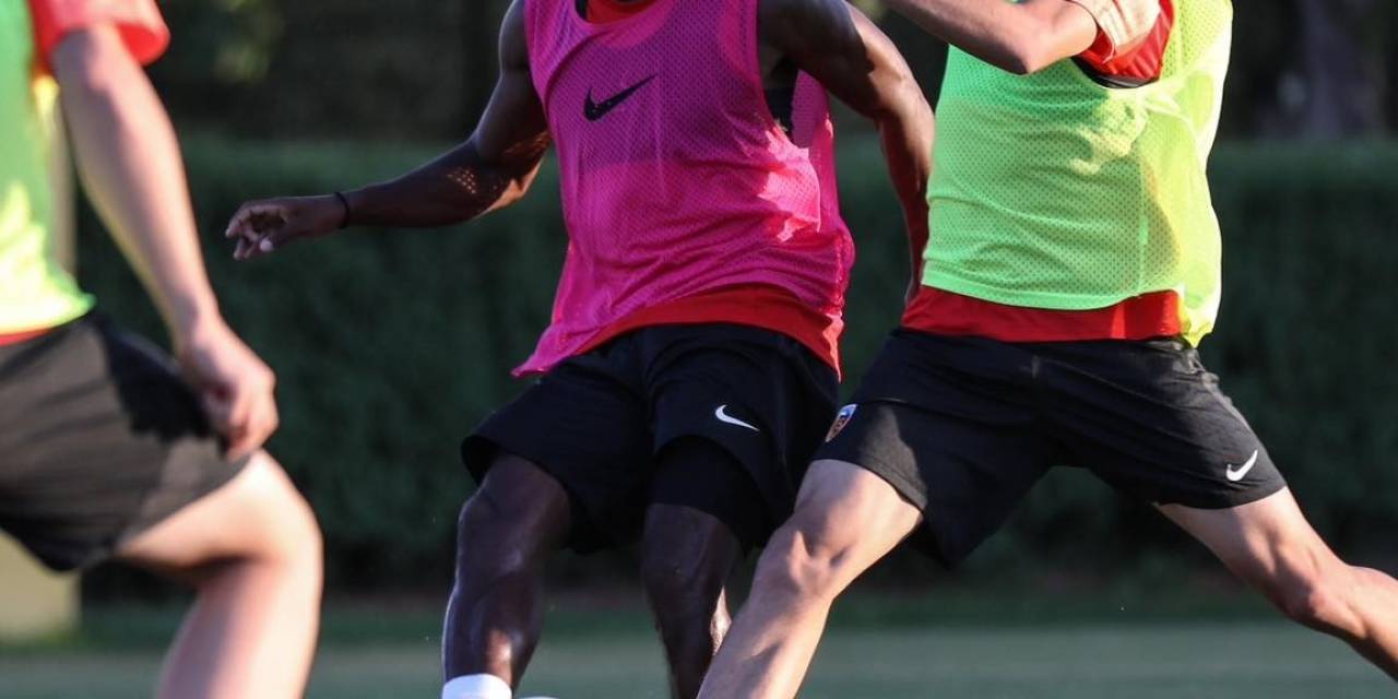 Kayserispor İlk Maçına Çıkıyor