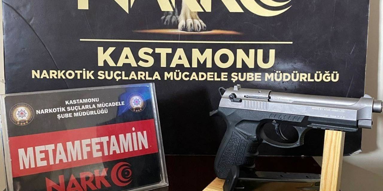 Kastamonu’da Uyuşturucuya Geçit Verilmiyor: 1 Hafta 19 Kişi Hakkında İşlem Yapıldı