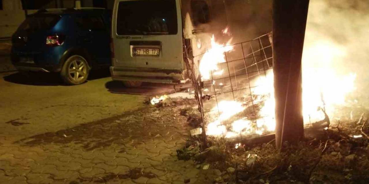 Türkeli’de Araç Yangını