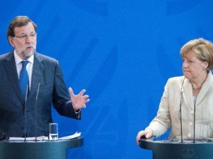 Merkel: “Suriyelilerin Mülteci Statüsü Alma Şansı Yüksek”