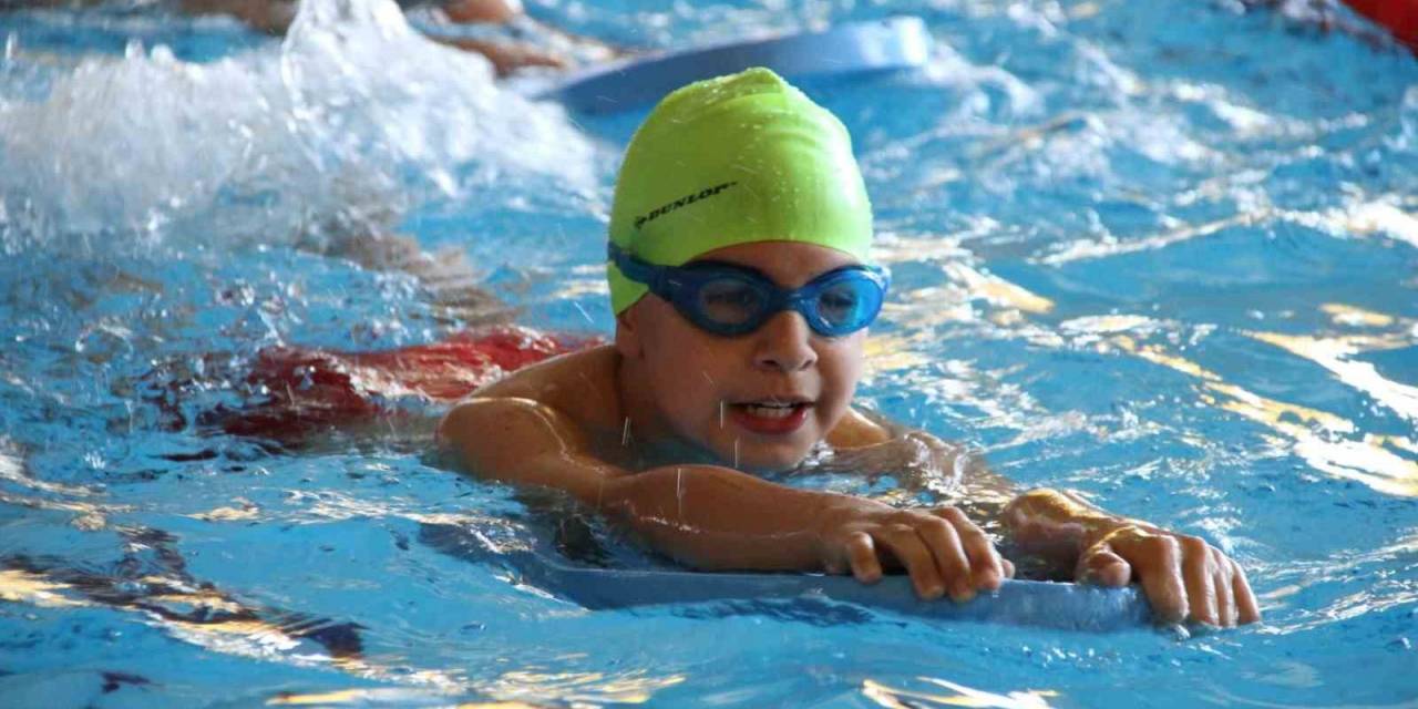 Erzincan Olimpik Yüzme Havuzu Ağustos Ayı Kurs Kayıt Tarihleri Belirlendi
