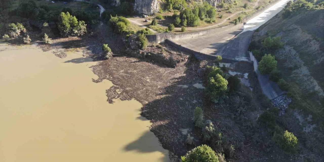 Su Seviyesi Tarihi Zirveye Ulaşan Hasanlar Barajı Havadan Görüntülendi