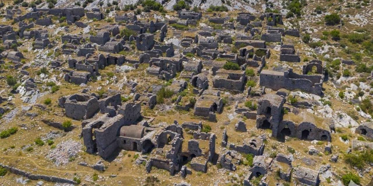 Anemurium Antik Kentinde Çalışmalar Devam Ediyor