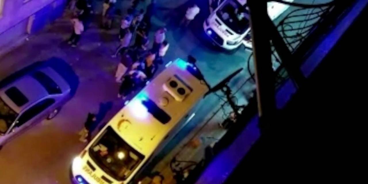 Sultangazi’de Yengesiyle Kavga Eden Genç Kız Abisinden Kaçmak İçin Camdan Atladı