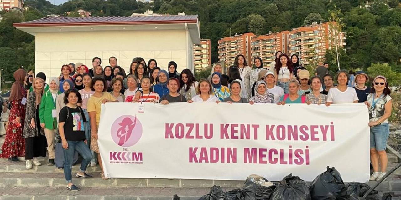Kozlu Sahilinde Çevre Etkinliği Yapıldı