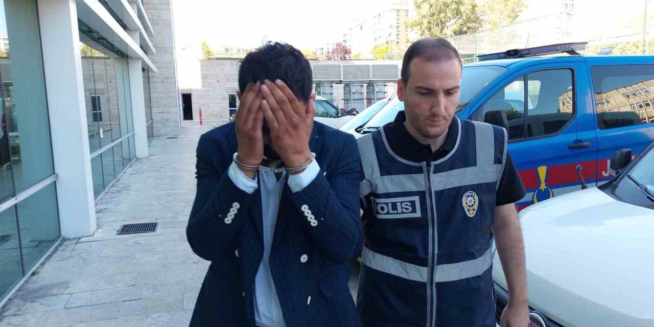 Barın Önünde Kazara Çarpıştığı Şahsı Tabancayla Yaraladı