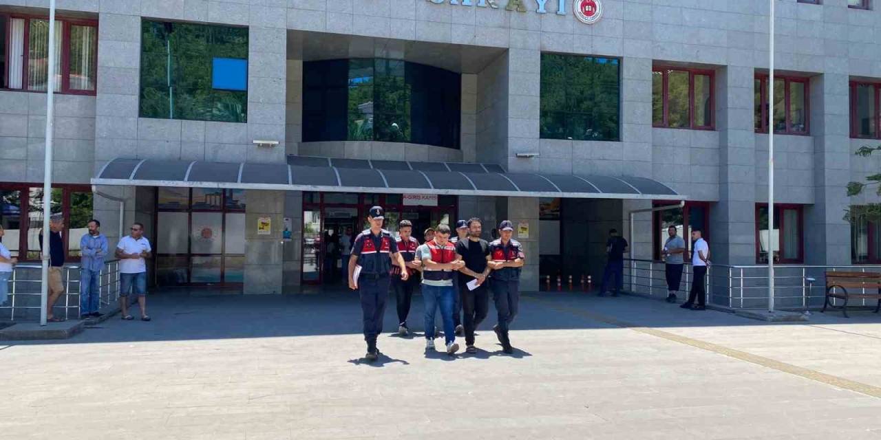 Manavgat’ta 100 Gram Uyuşturucu Ele Geçirildi, 2 Kişi Tutuklandı