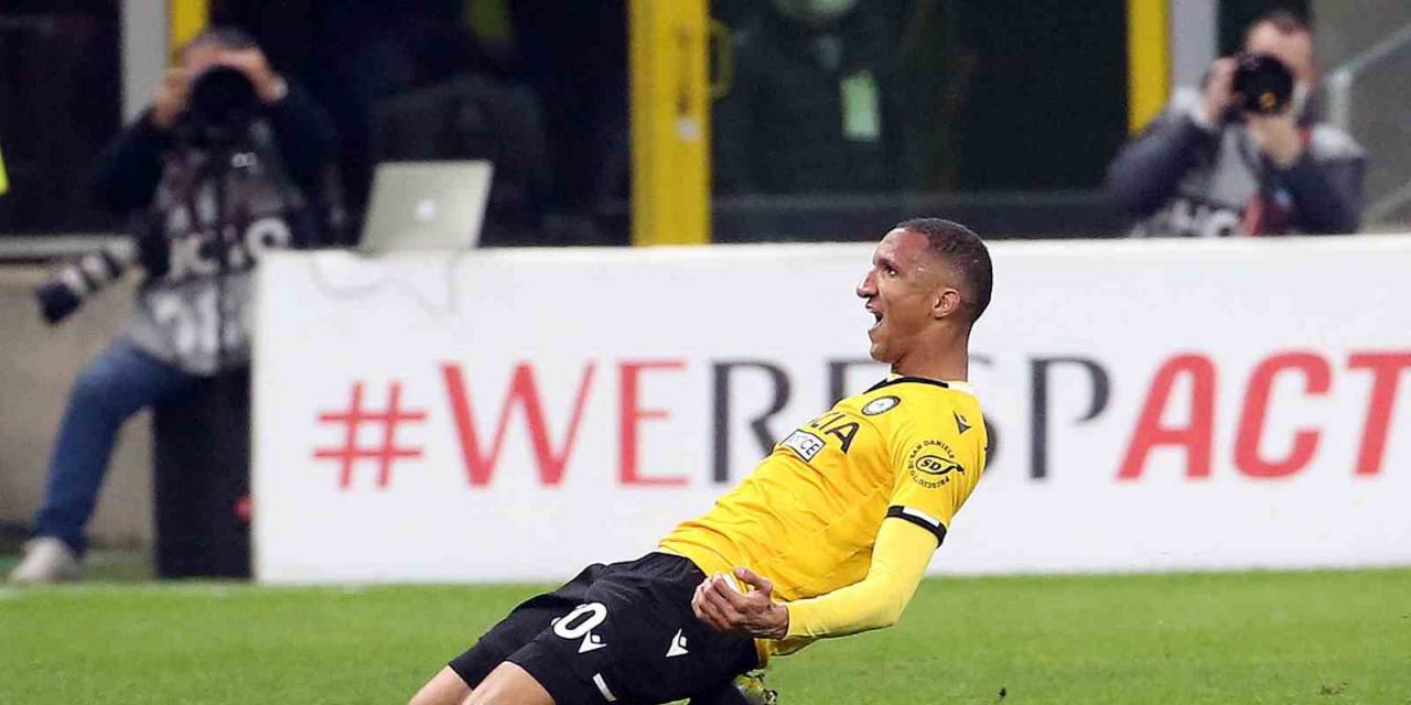 Fenerbahçe, Rodrigo Becao’yu İstanbul’a Getiriyor