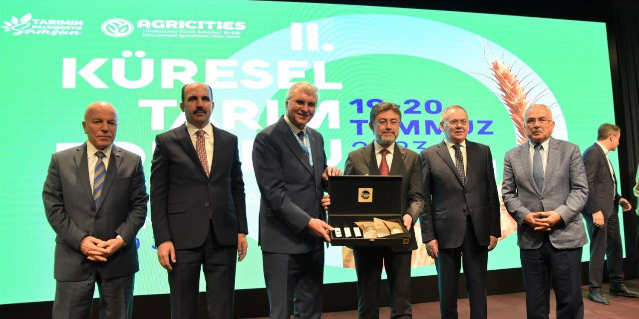 Başkan Sekmen Küresel Tarım Forumunda Konuştu