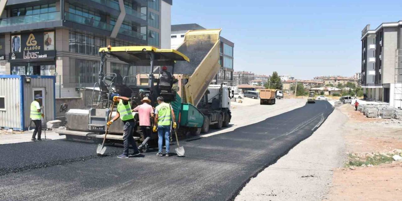 Bağlar Belediyesi Yol Ve Asfalt Çalışmalarını Sürdürüyor