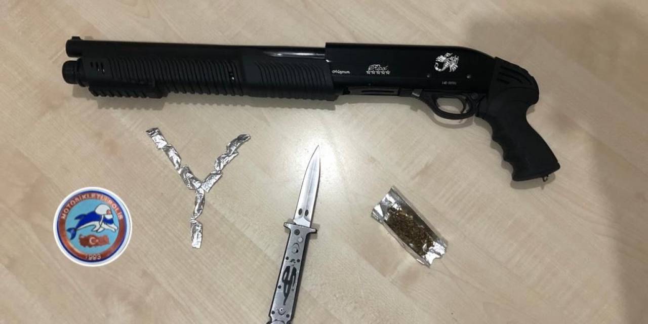 Kız Arkadaşının Evine Balkondan İzinsiz Girmek İsteyen Şahsı Polis Yakaladı