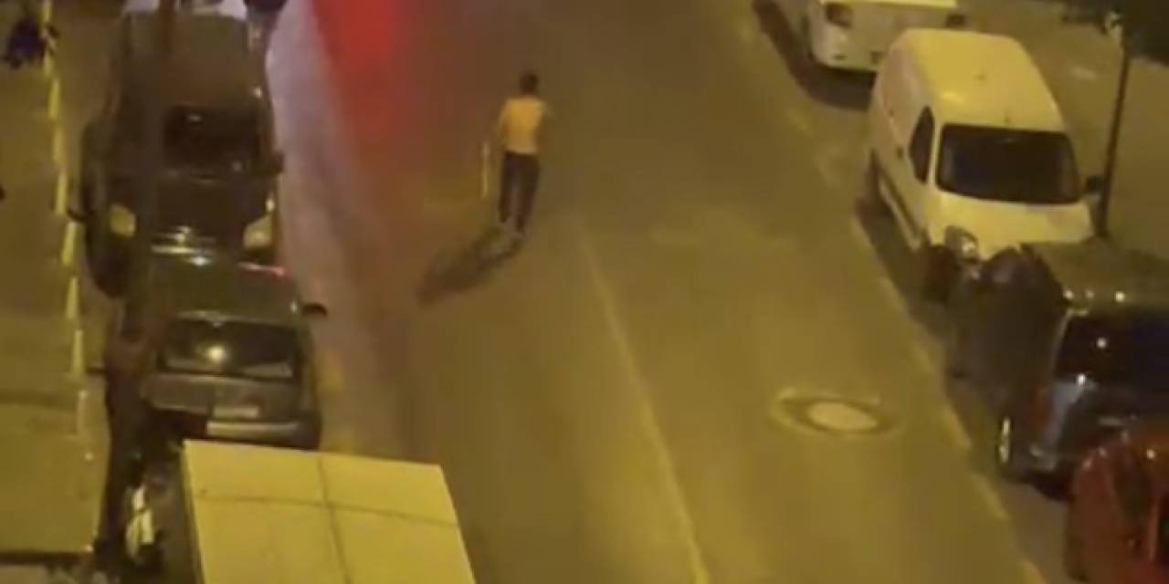 İstanbul’da Kavga Sırasında Döner Bıçaklı Şahsa Motosiklet Çarptı
