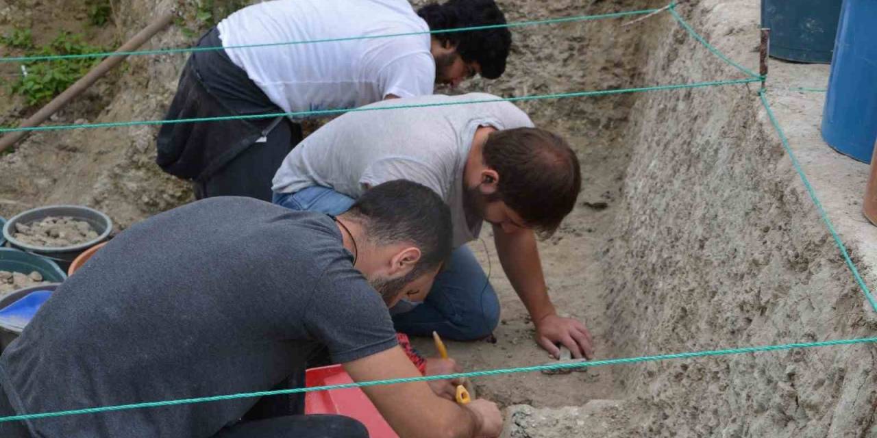 Yol Çalışmalarında Bulundu, Anadolu’nun Milyonlarca Yıllık Geçmişine Işık Tutuyor