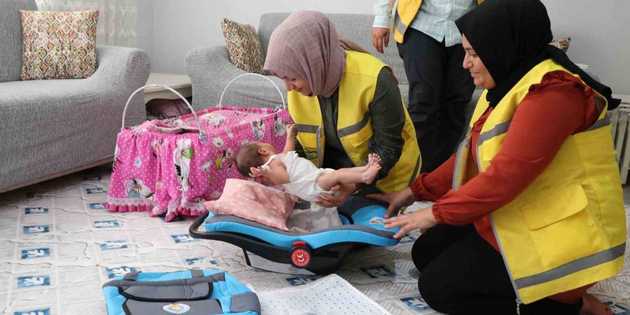 Şanlıurfa’da Yeni Doğan Bebeklerin İlk Hediyeleri Belediyeden