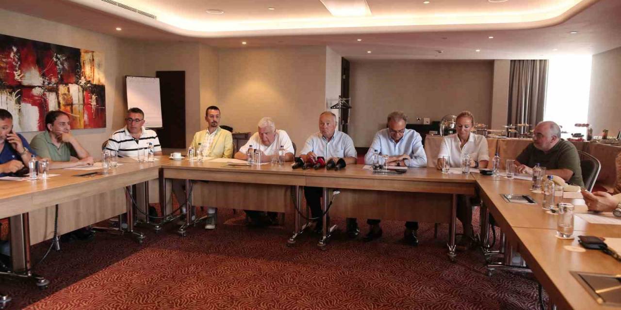 Uludağ Alan Başkanlığı Kurulmasına Turizmcilerden Destek