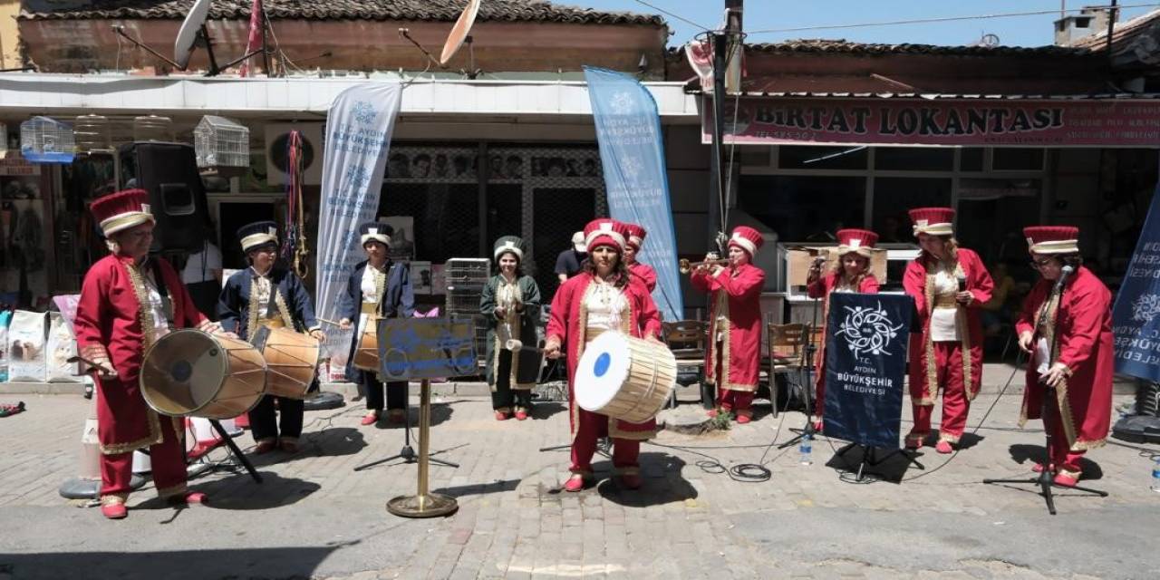 Aydın Büyükşehir Belediyesi Kadın Mehteran Takımı’na Nazilli’de Yoğun İlgi