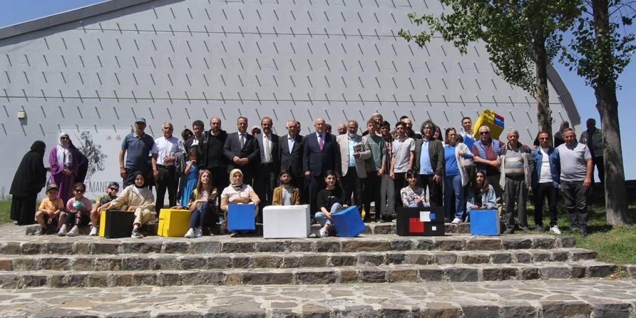 Kültür Ve Sanat Şölenlerinde Baksı Müzesi Gezildi