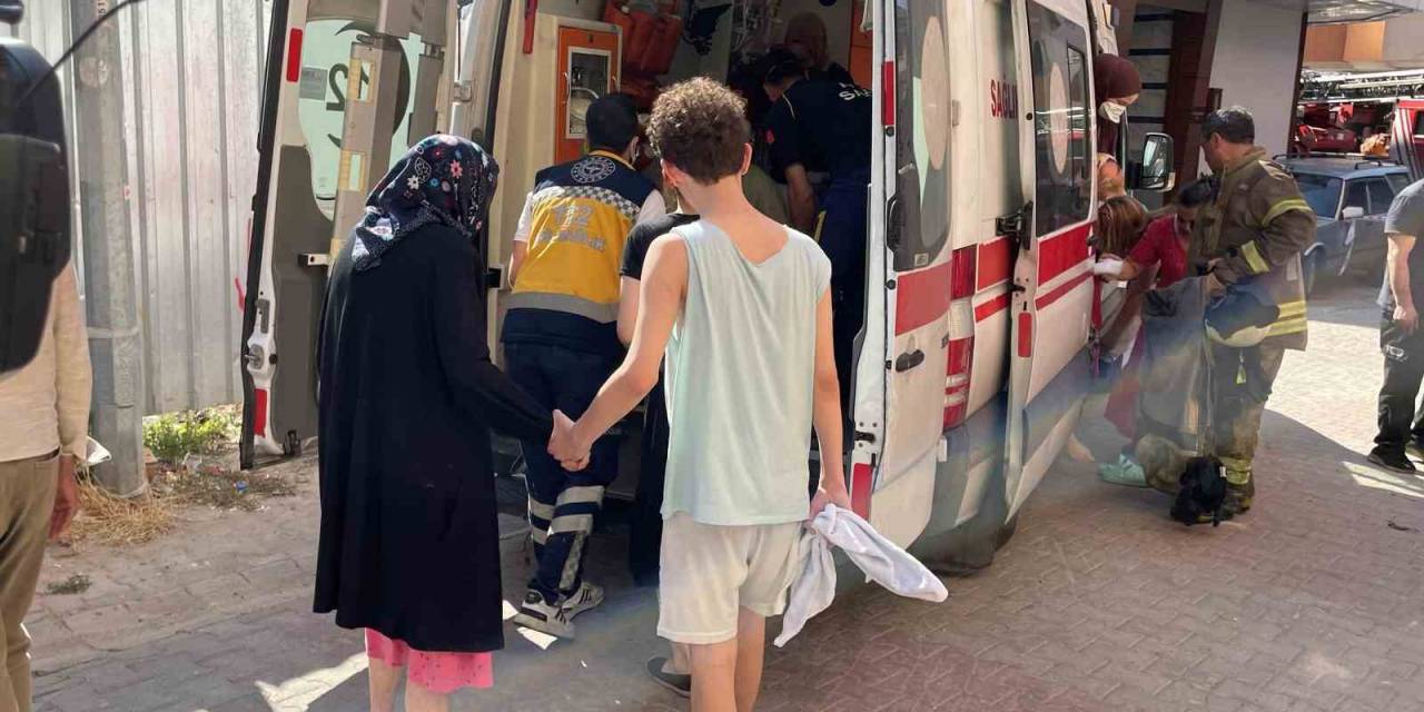 Küçükçekmece’de Korkutan Yangın
