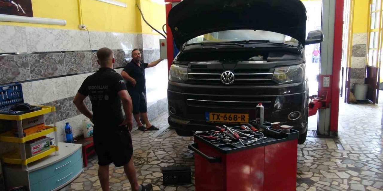 Gurbetçiler Sanayi Esnafının Yüzünü Güldürdü