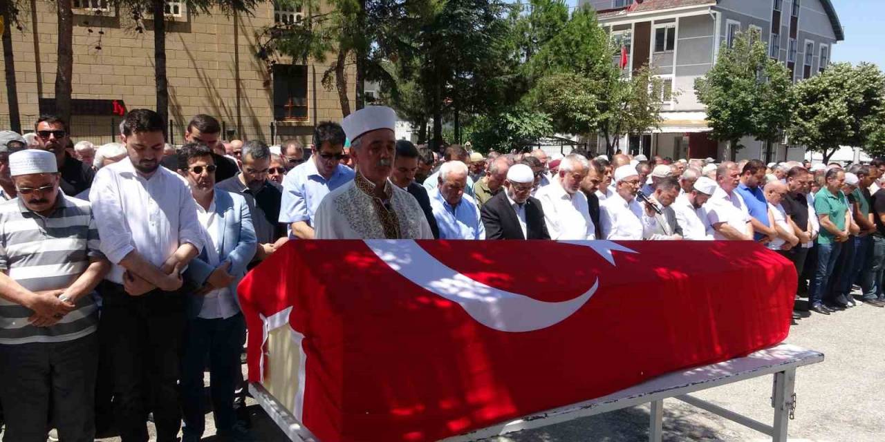 Eski Milletvekili Yakup Üstün Memleketi Isparta’da Son Yolculuğuna Uğurlandı