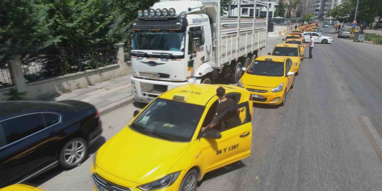 Başkent’te Tarife Yenilendi, Taksiciler Güncelleme İçin Uzun Kuyruklar Oluşturdu