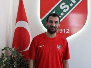 Engin Bayraktar Karşıyaka’da