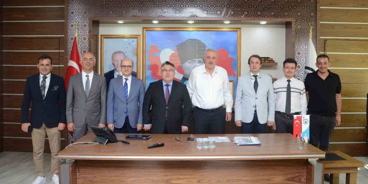 Rektör Özölçer’den Kozlu Belediye Başkanı Bektaş’a Ziyaret