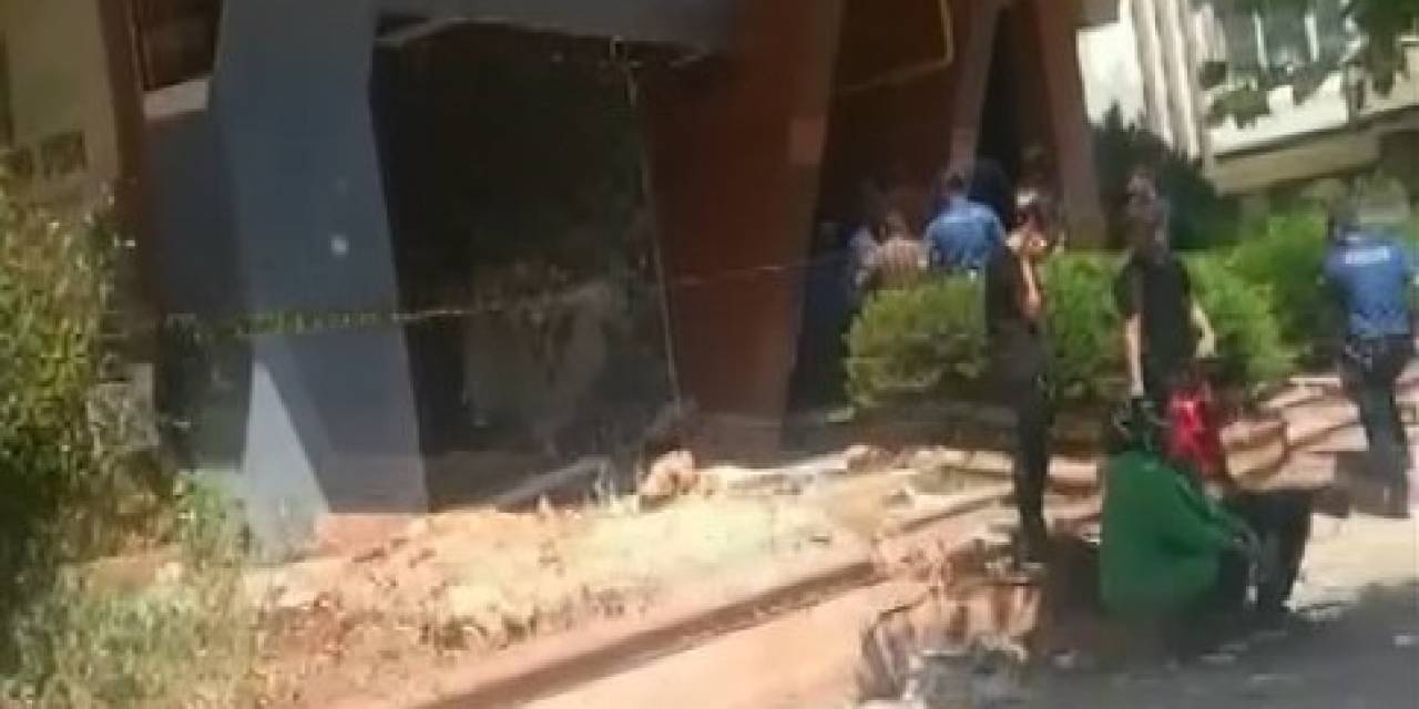 Ağır Hasarlı Binanın Su Kuyusunda Bir Şahıs Ölü Bulundu