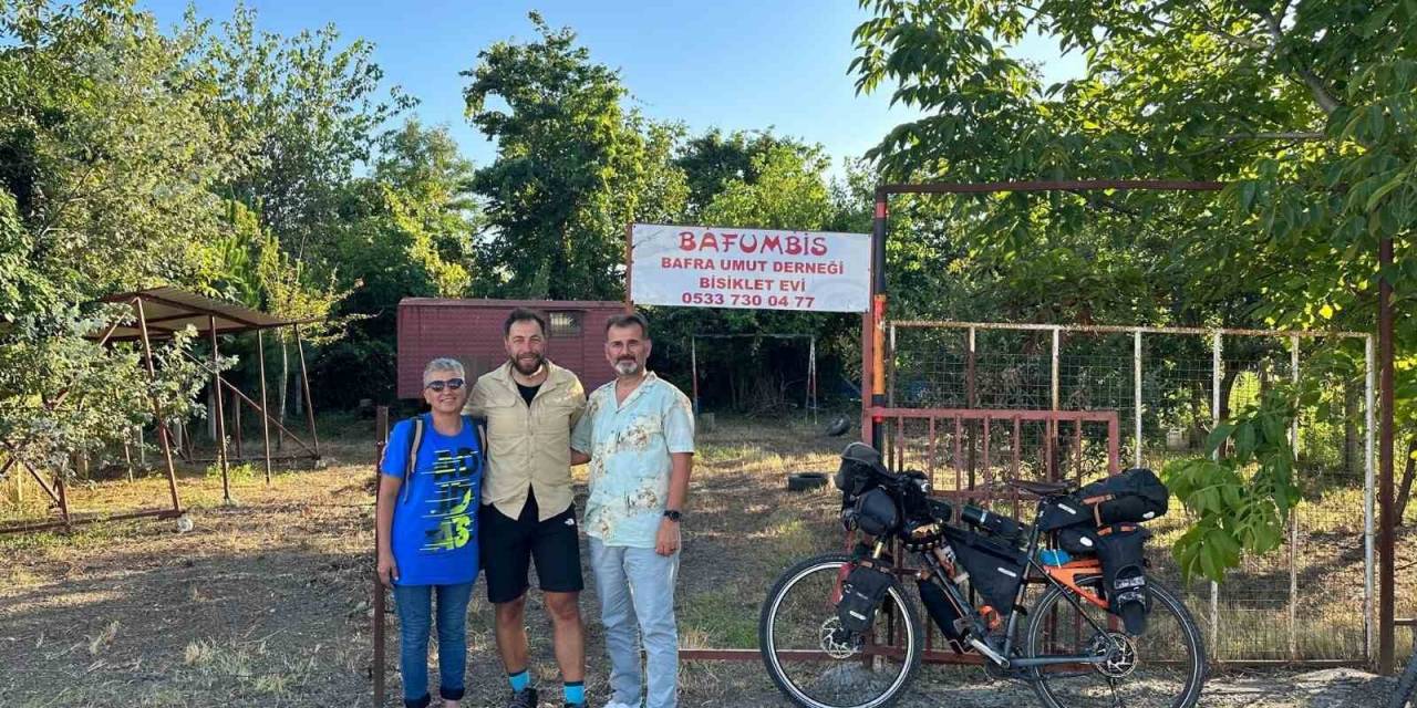 Dünyaca Ünlü Bisikletli Gezgin Bafra’da