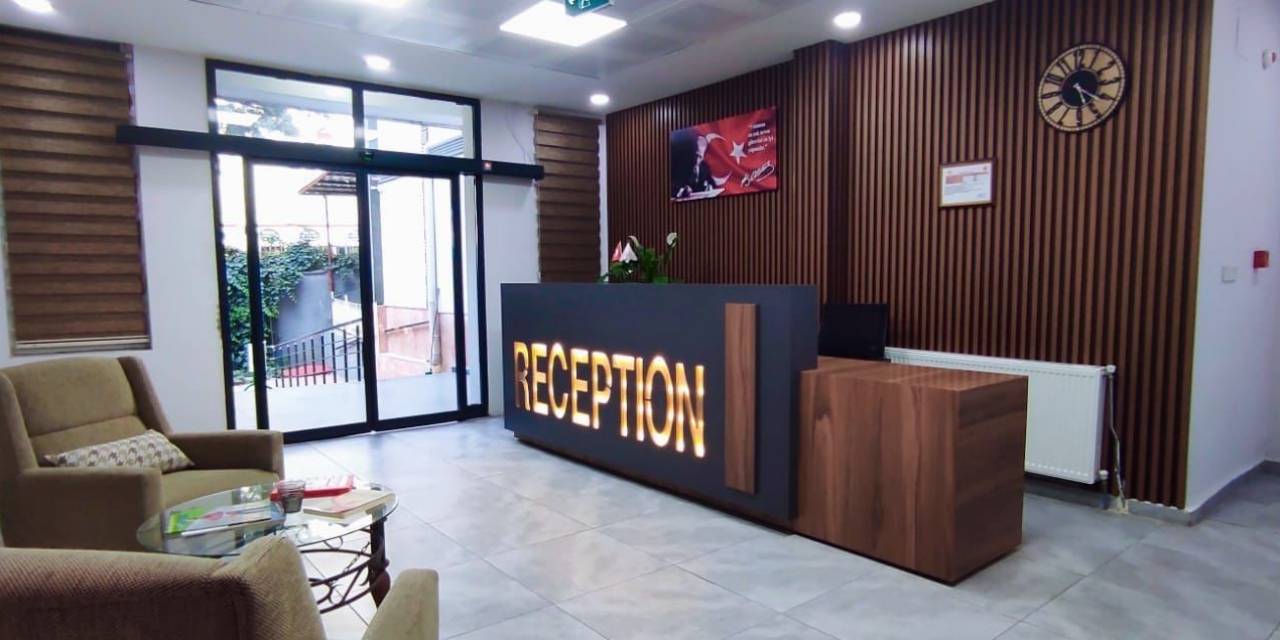 Batman’da 3 Bin Rakımlı Mereto Dağı Eteklerine Yapılan Öğretmeler Evi Lüks Otelleri Aratmıyor