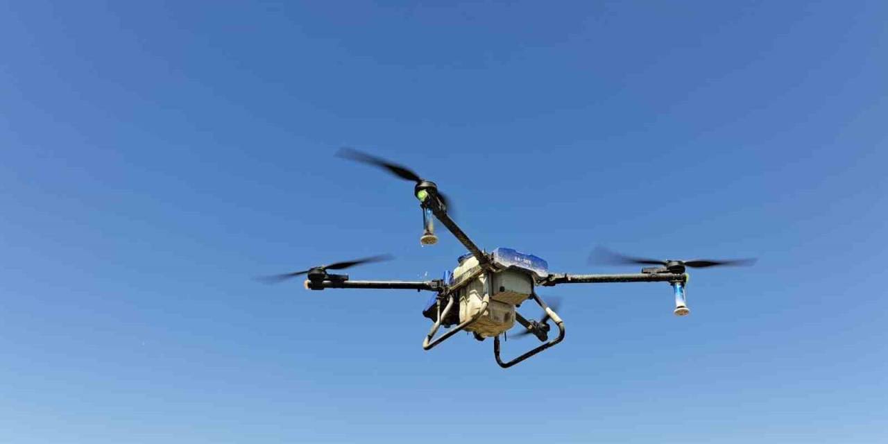 Adilcevaz’da Dronla İlaçlamada Dönemi