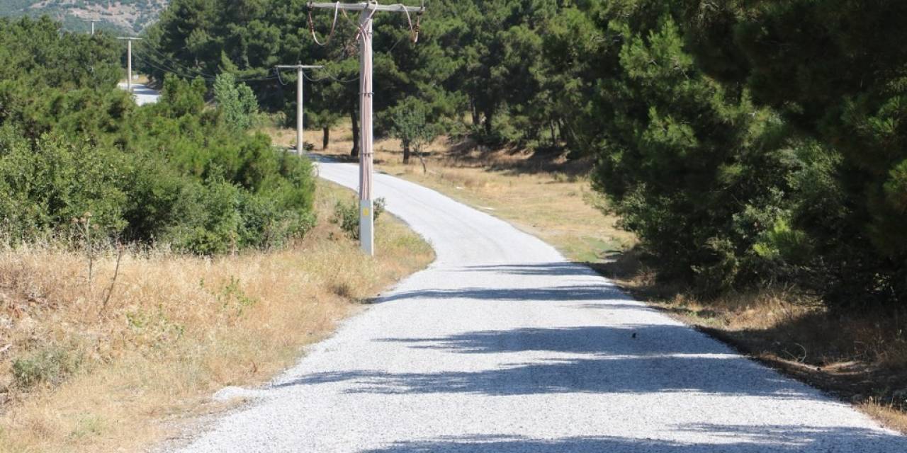 Manisa Büyükşehir Belediyesi Kırkağaç’ta Yol Konforunu Arttırdı
