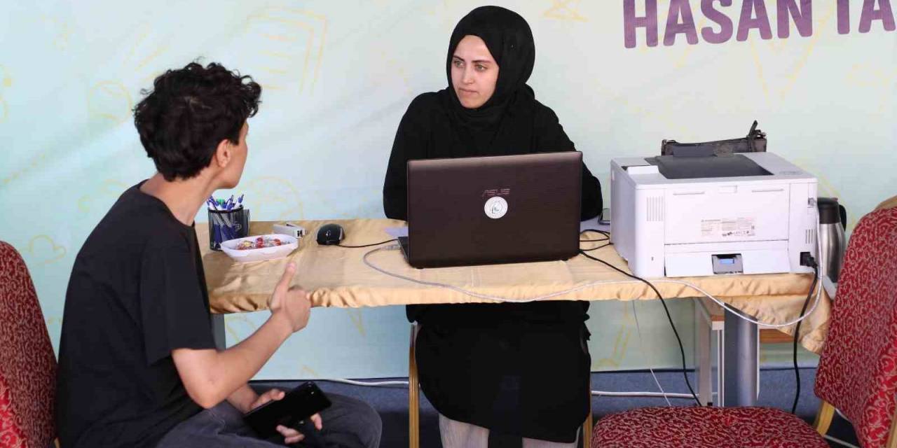 Gaziosmanpaşa Belediyesinden Üniversite Adaylarına Ücretsiz Danışmanlık Hizmeti